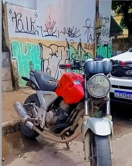 Homem se passa por cliente e furta moto em Vila Velha