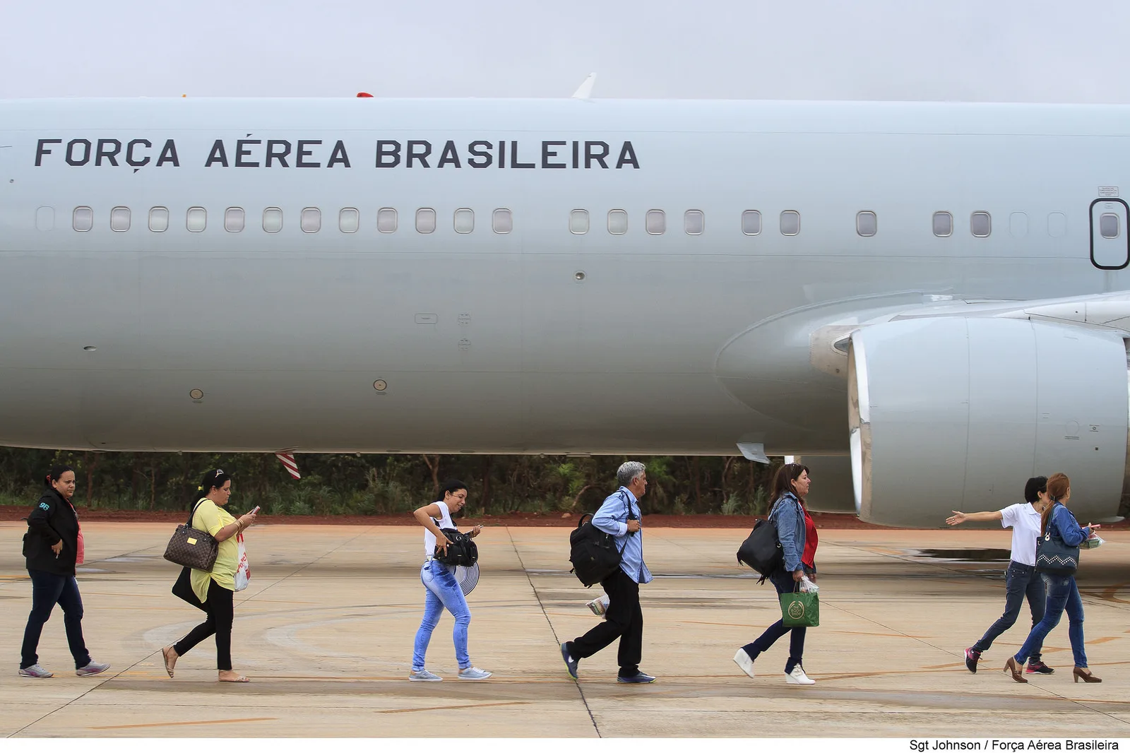 Você sabia que qualquer cidadão pode voar gratuitamente nos aviões da FAB?