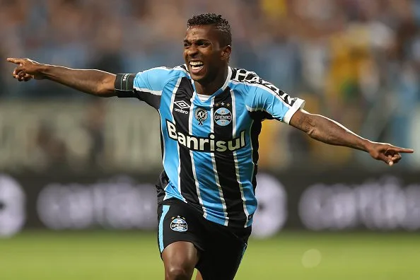 Mesmo recuperado de lesão, Bolaños desfalcará Grêmio contra o Fluminense