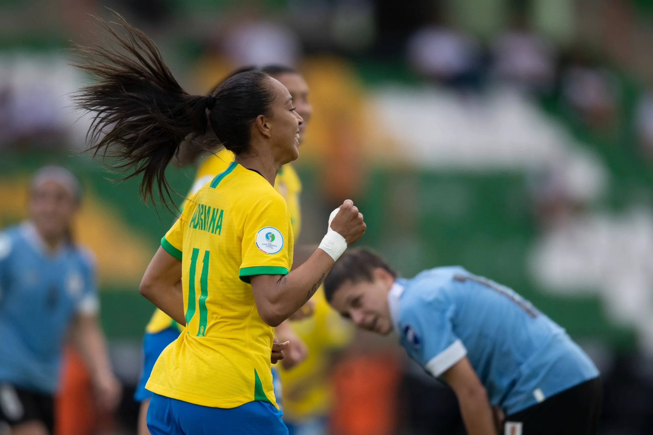 Seleção feminina derrota Uruguai e mantém 100% de aproveitamento na Copa América