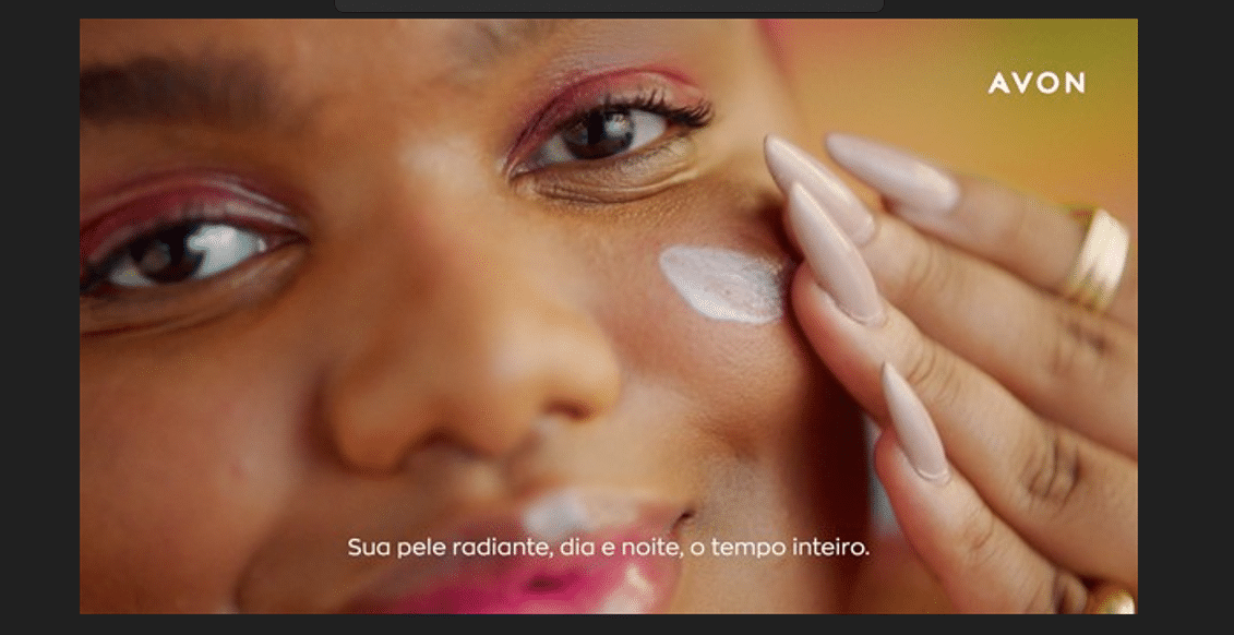 Inês Brasil participa de filme assinado por Wunderman Thompson para lançamento de Avon Inês Brasil participa de filme assinado por Wunderman Thompson para lançamento de Avon