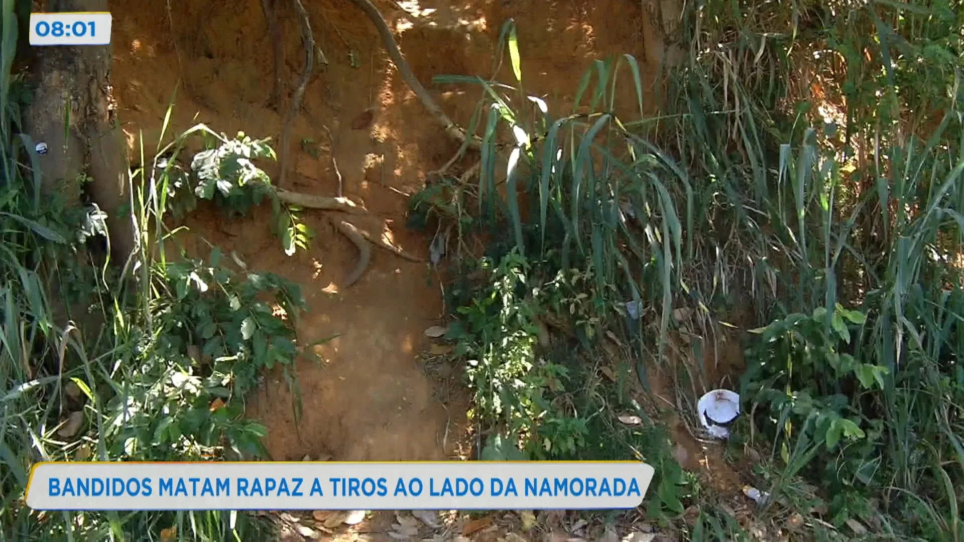 Bandidos matam rapaz a tiros ao lado da namorada