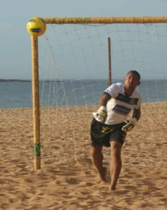 Goleiro Mão vai defender o gol da seleção de Vila Velha. (Créditos: Pauta Livre)