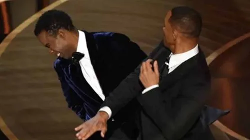 VÍDEO | Will Smith agride Chris Rock ao vivo no Oscar após piada com sua esposa