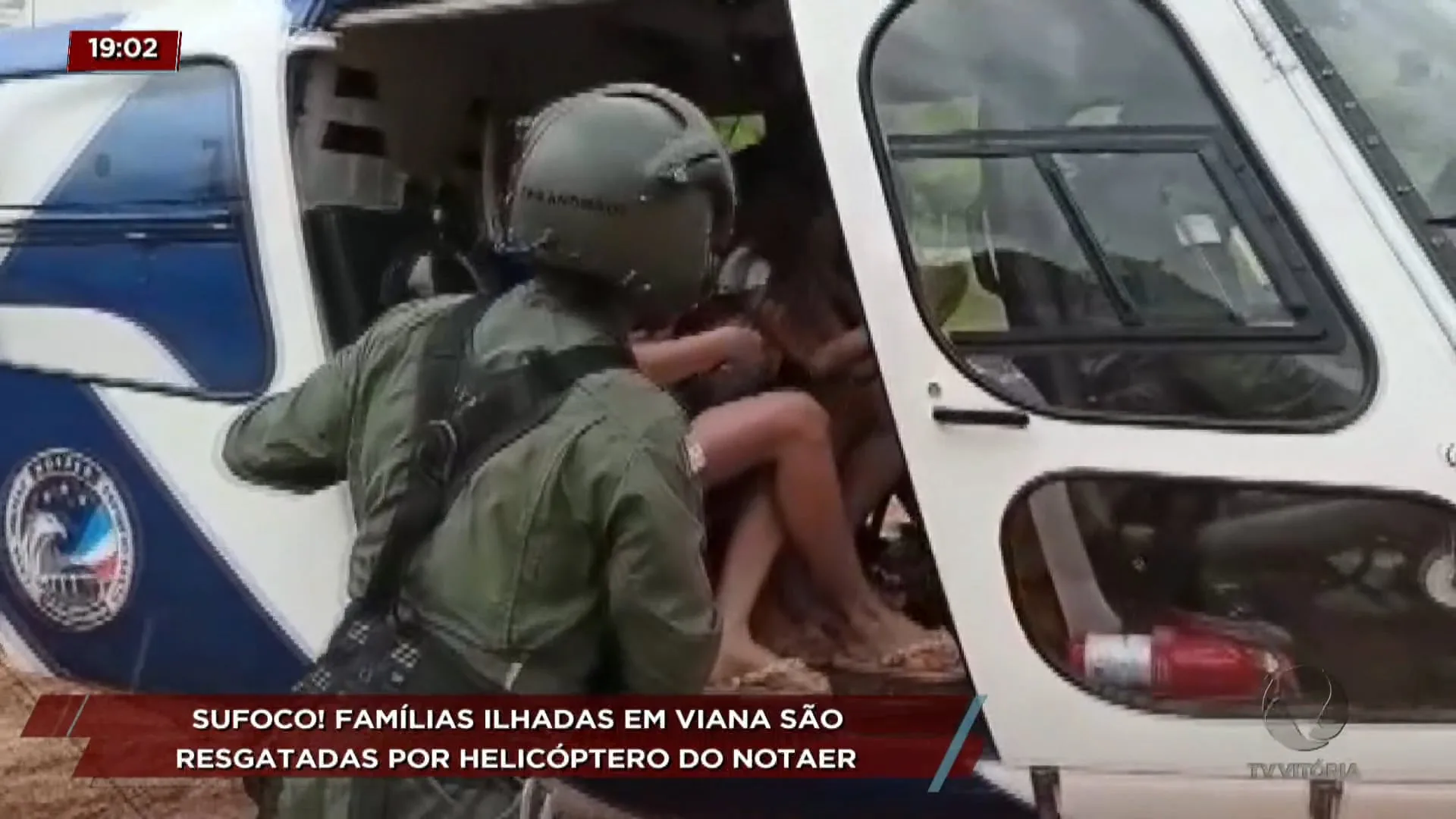 Notaer ajuda no resgate de vítimas da chuva