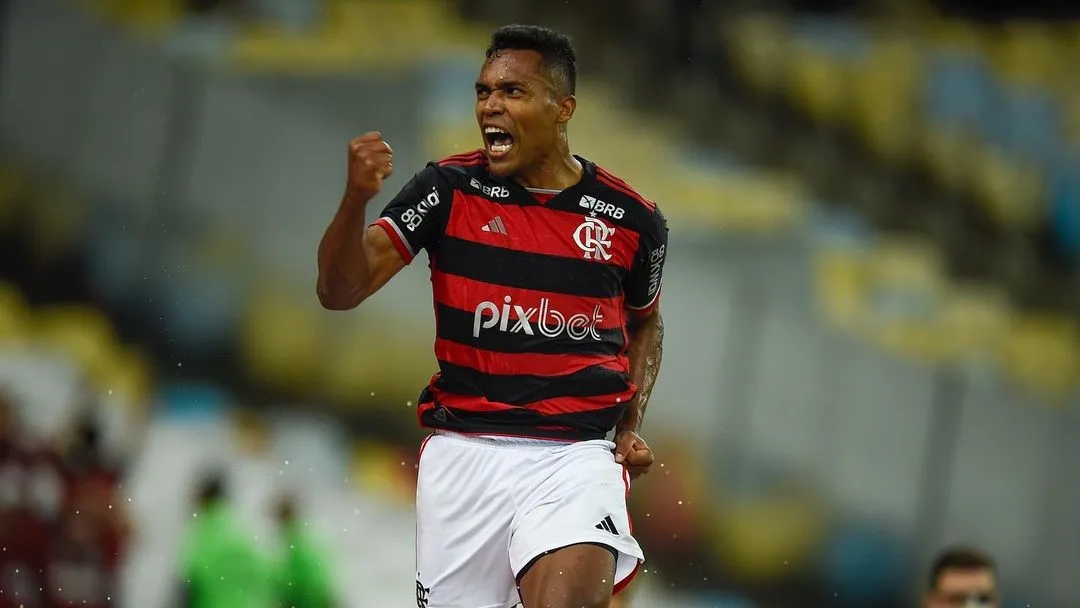 Flamengo vence o Corinthians e fica a um empate da final da Copa do Brasil