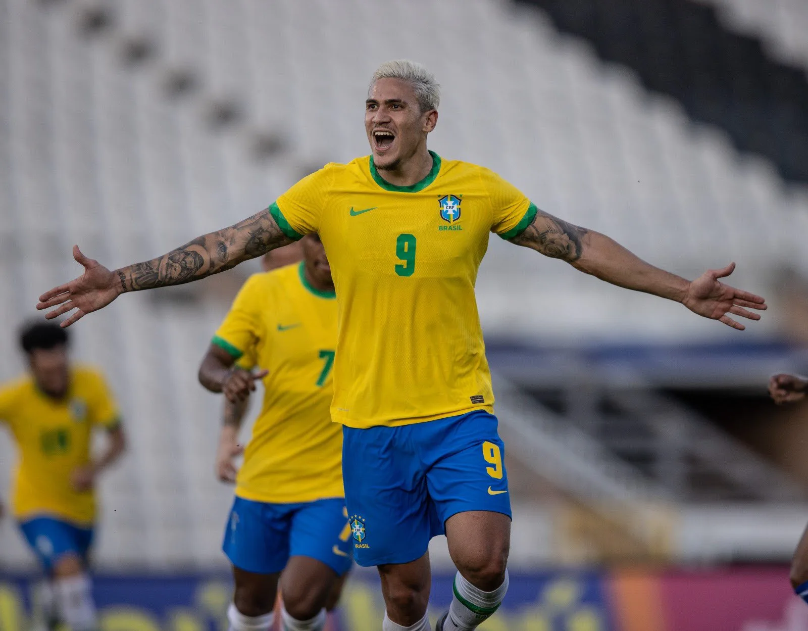 Pedro diz que momentos ruins no Flamengo foram estímulo para voltar à seleção