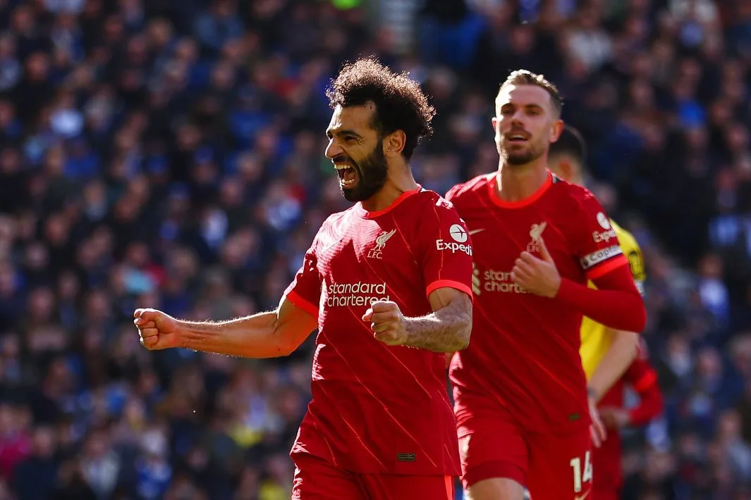 Salah renova com o Liverpool por três anos e salário milionário