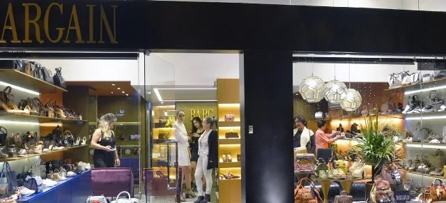 Bargain contrata vendedora e auxiliar/estoquista
