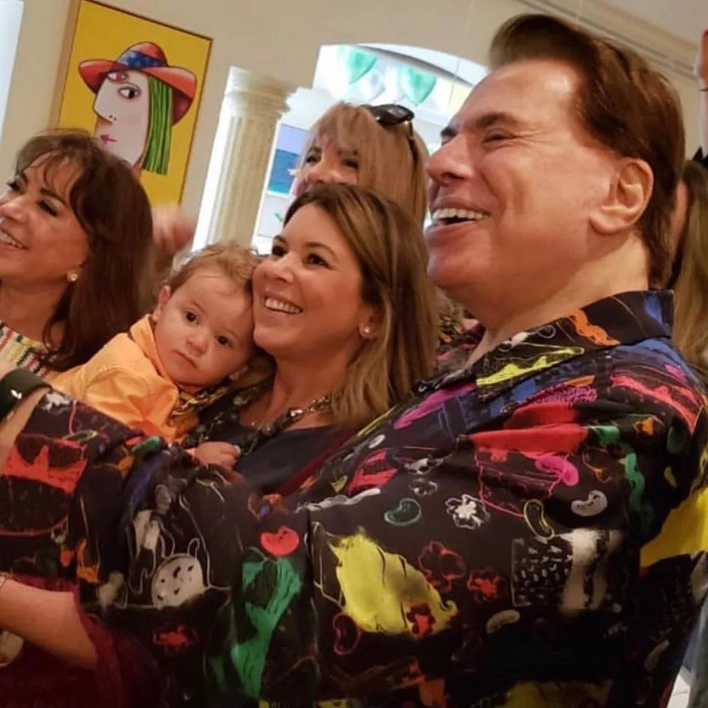 Patricia Abravanel comemora aniversário de 89 anos de idade de Silvio Santos: 'continue causando!'