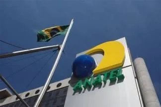 Oi e Telefônica tentaram negociar adiamento do leilão