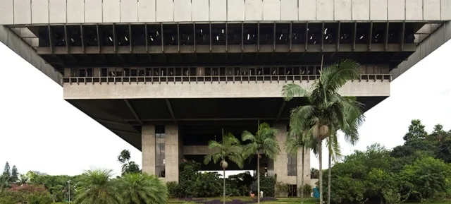 TCE-SP oferece 133 vagas com salário de R$ 12,9 mil
