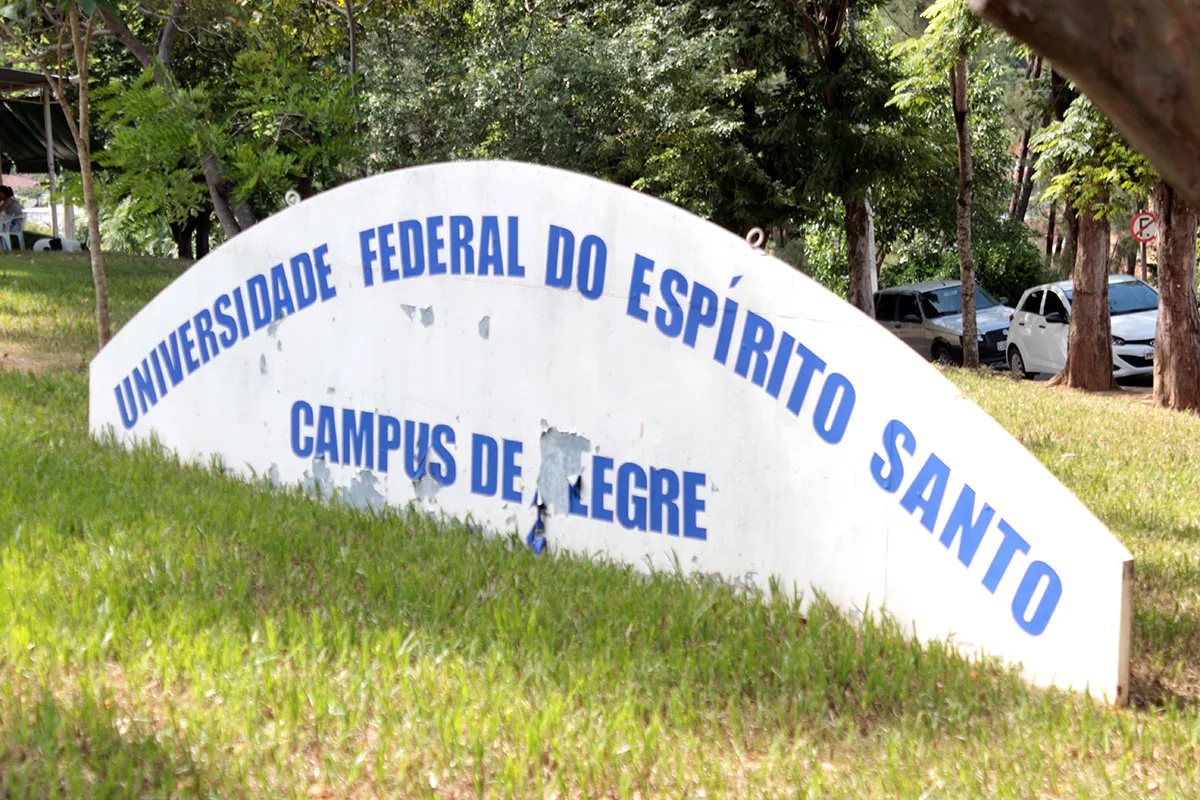 Ex-professor da Ufes é condenado por falsificação de certificados para mestrado