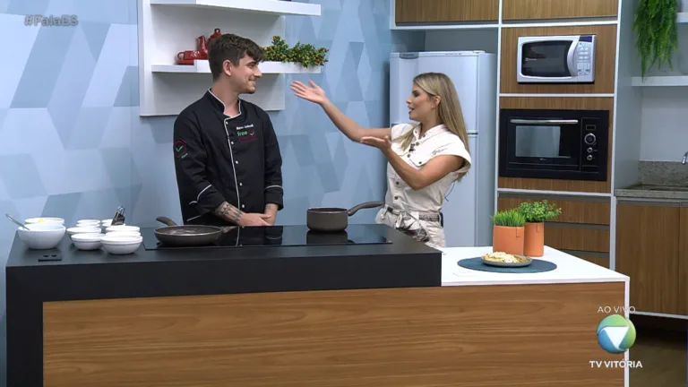 Espaço Gourmet: Trouxinha de frango com creme de cebola
