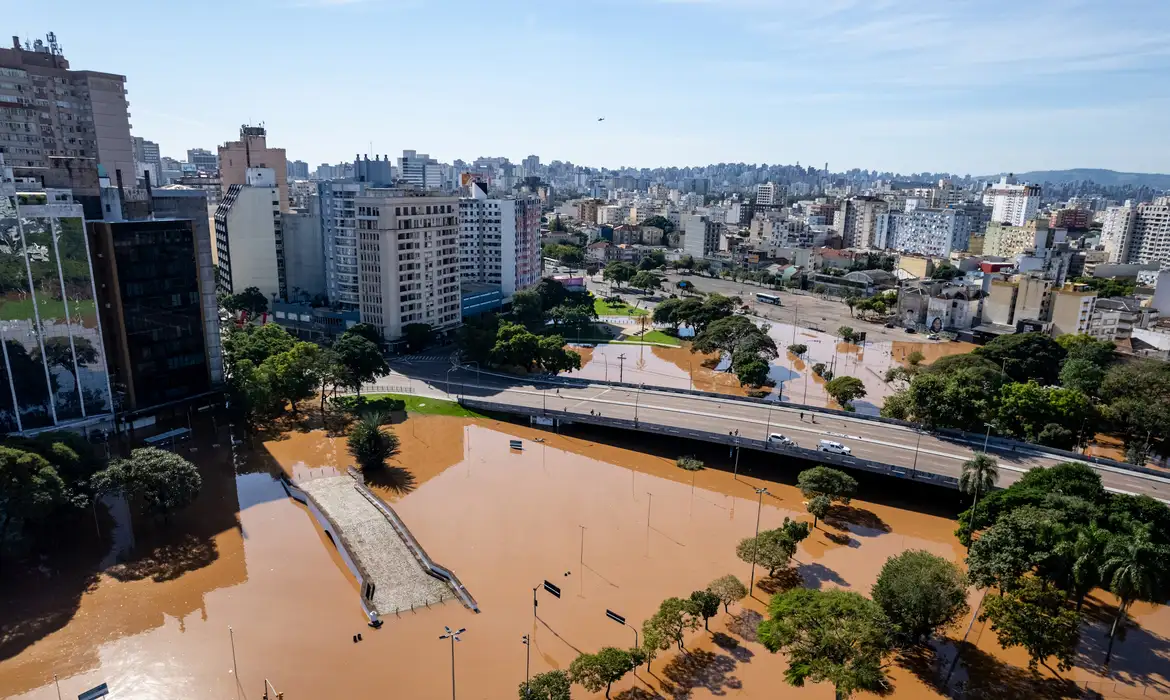 EUA mobilizam US$ 150 mil em doações para cidades afetadas por enchentes no RS