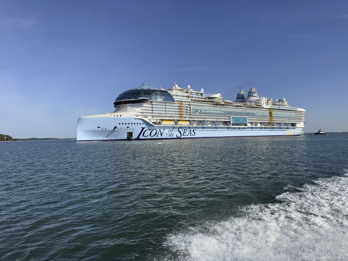 Navio de cruzeiro de luxo cinco vezes maior que o Titanic fará sua viagem inaugural em janeiro de 2024 Navio de cruzeiro de luxo cinco vezes maior que o Titanic fará sua viagem inaugural em janeiro de 2024