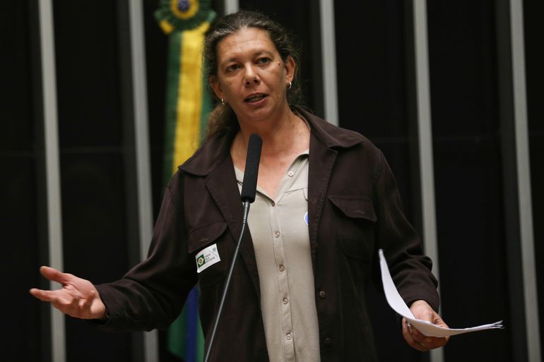 Brasília – A ex-atleta Ana Moser participa de sessão solene da Câmara dos Deputados pela educação pública de qualidade (Fabio Rodrigues Pozzebom/Agência Brasil)