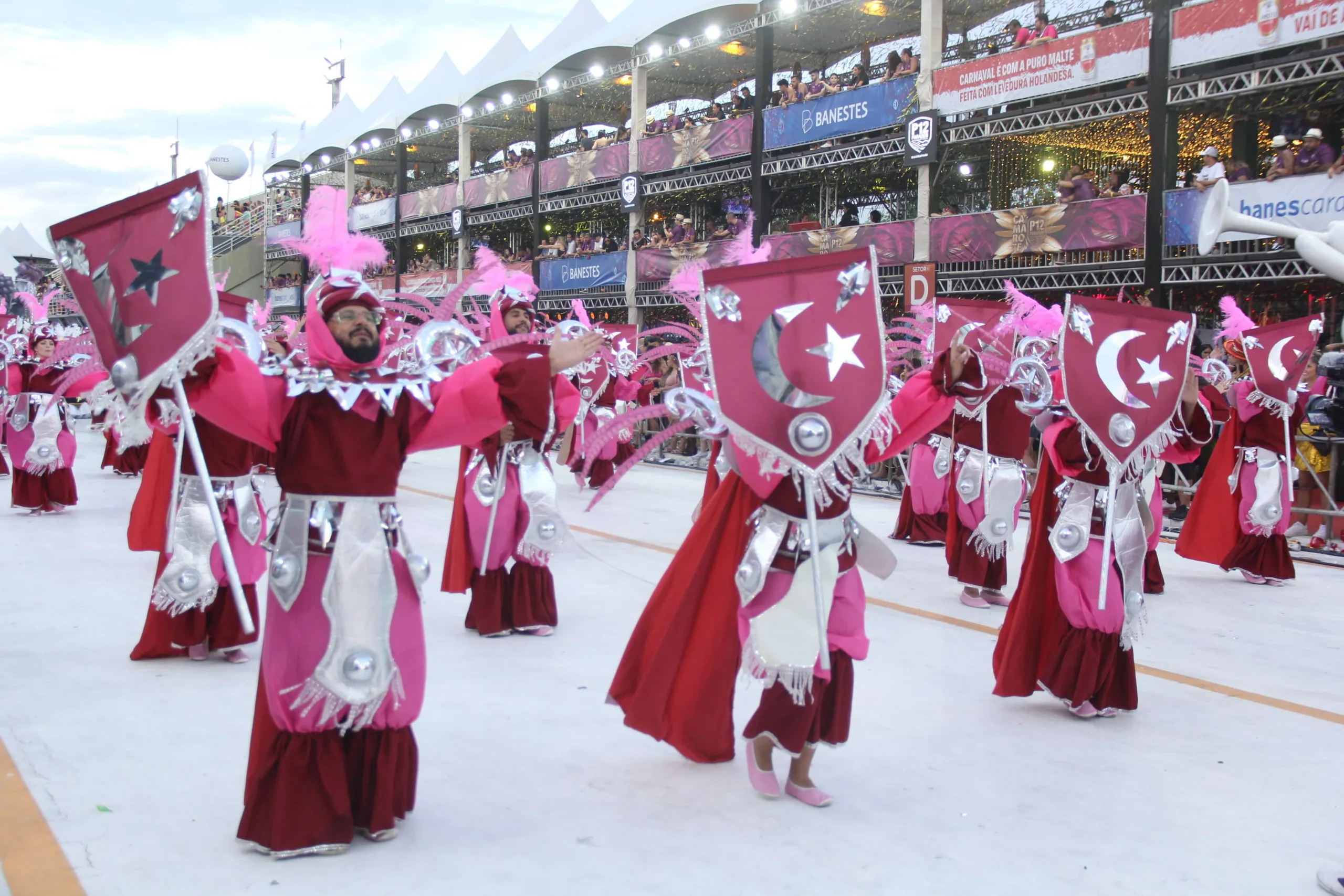 Carnaval de Vitória 2024 define ordem de desfiles dos grupos A e B