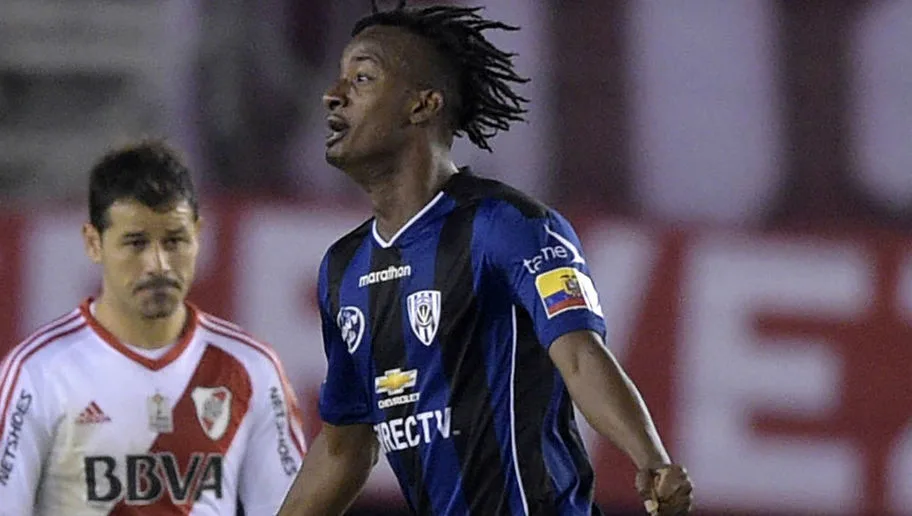 Ecuadorean Independiente del Valle midfielder Jefferson Orejuela celebrates at the end of their Copa Libertadores 2016 round before the quarterfinals second leg football match against Argentina’s River Plate at the “Monumental” stadium in Buenos Aires, Argentina, on May 4, 2016. / AFP / EITAN ABRAMOVICH (Photo credit should read EITAN ABRAMOVICH/AFP/Getty Images)