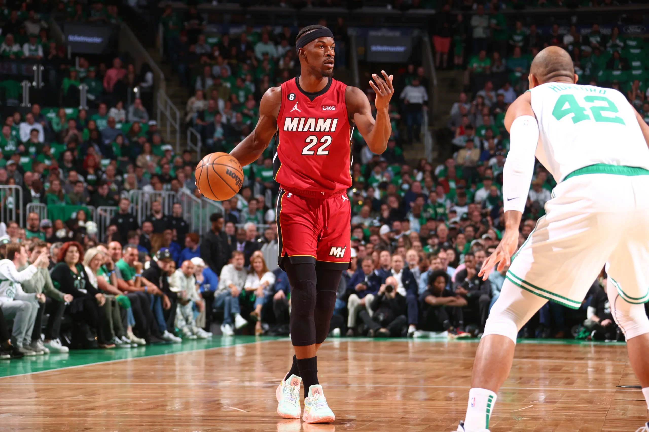 Miami vence Boston no primeiro duelo da final da Conferência Leste da NBA