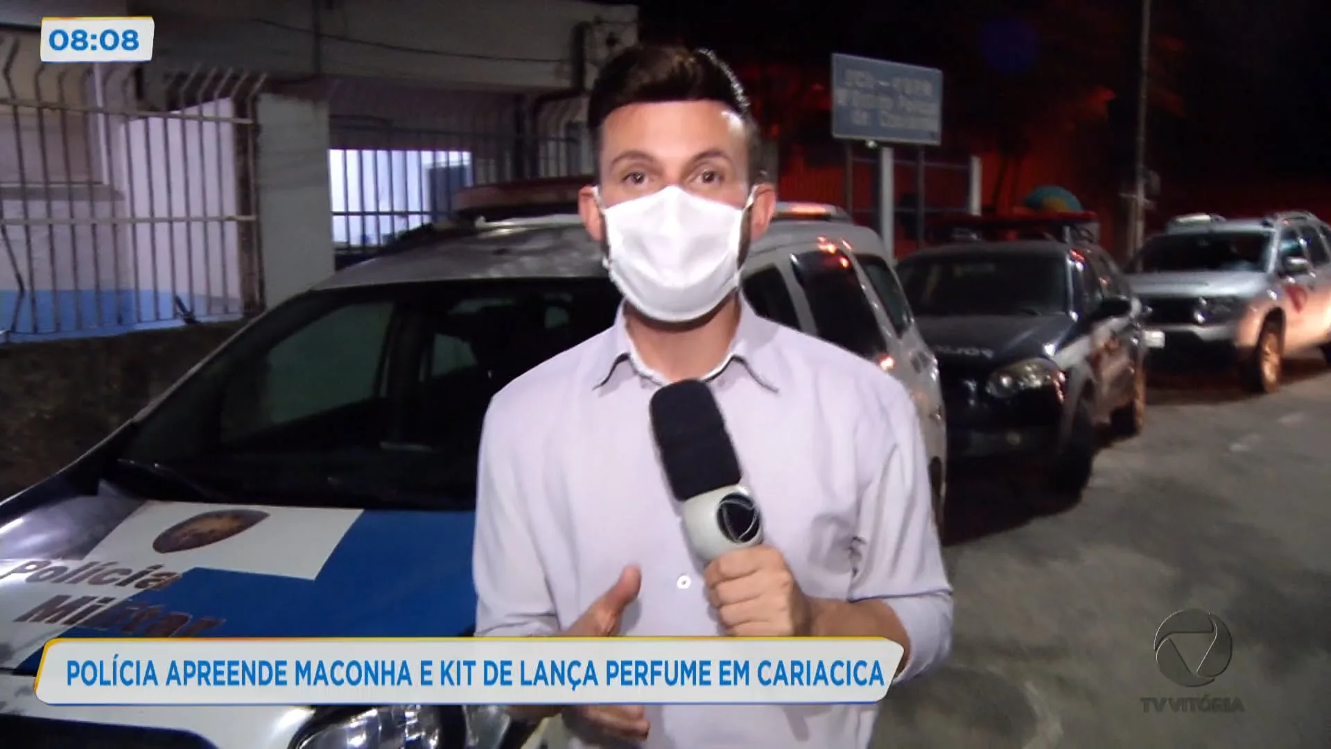 Polícia apreende maconha e kit de lança perfume em Cariacica