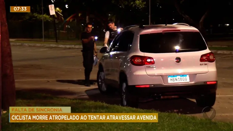 Ciclista more atropelado ao tentar atravessar avenida