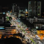 Avenida Nossa Senhora da Penha (Reta da Penha) &agrave; noite