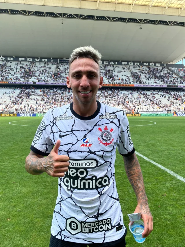 Corinthians joga diante de Vítor Pereira e vence o Red Bull Bragantino com gol de Mosquito