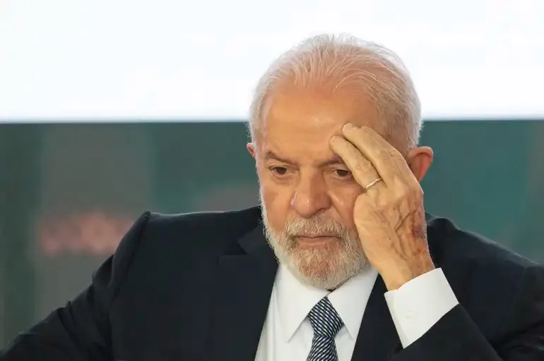 Governo Lula lamenta morte de presidente do Irã em acidente aéreo