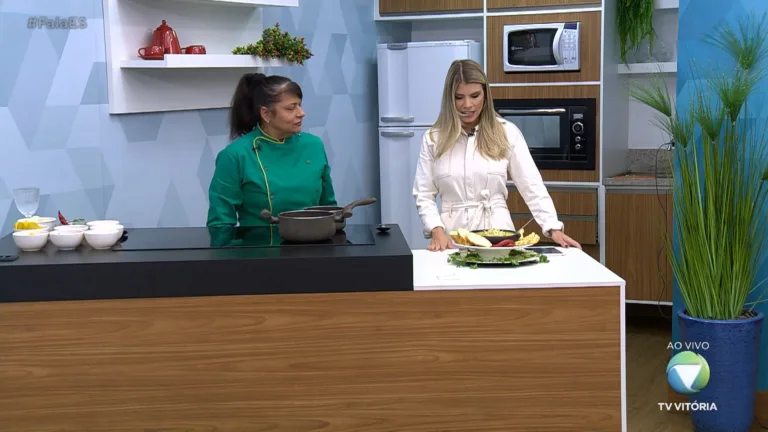 Espaço Gourmet: Sopa de batata com brócolis e bacon