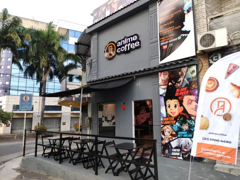 Dia do Café: Vitor Hugo "Zenon" inaugura cafeteria gamer e otaku