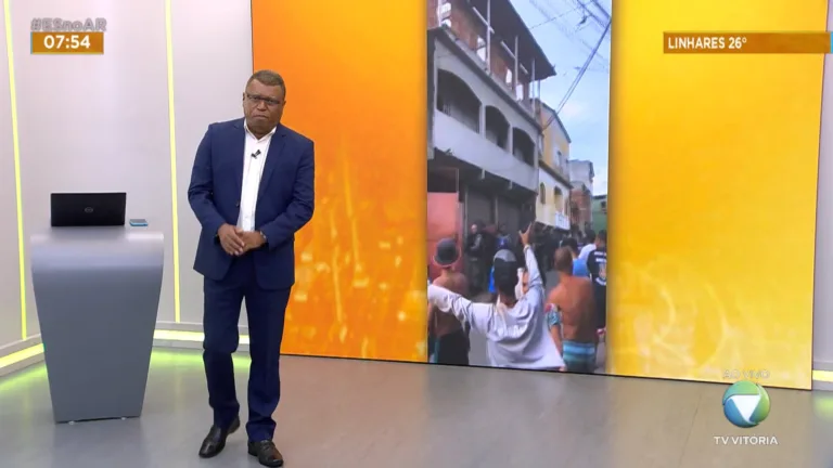 PM invade obra e revolta comunidade em Vitória