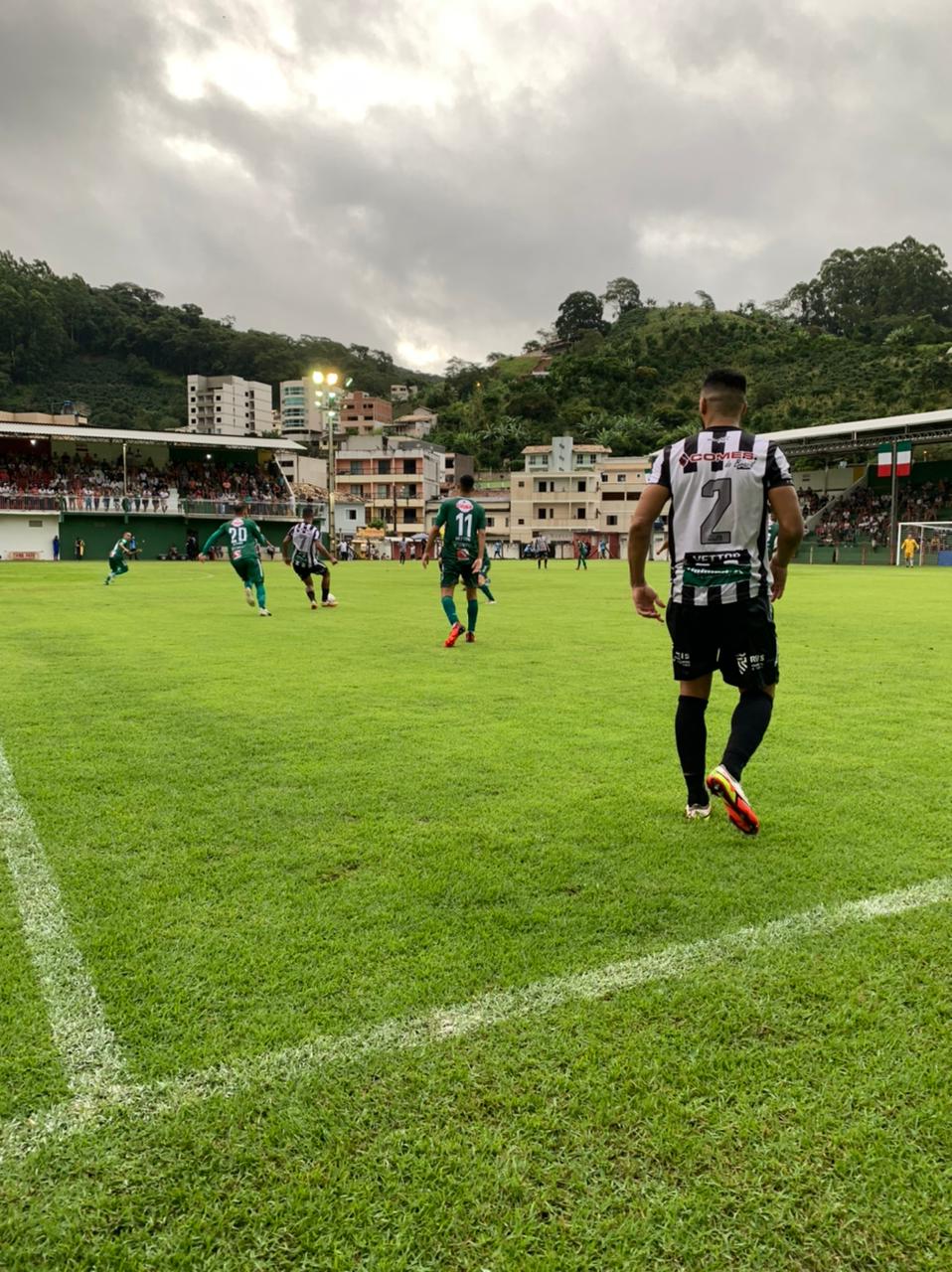 Estrela sai na frente, mas Rio Branco VN arranca empate em casa pelo Capixabão