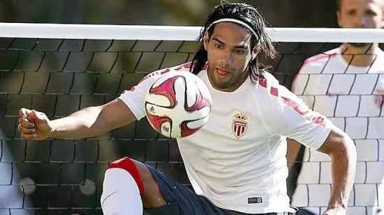 Monaco revela que Manchester United não definiu se comprará Falcao