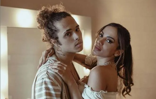 Vitão assume affair com Anitta: 'ficamos algumas vezes, mas não vamos namorar agora'