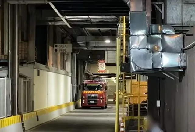 Corpo é encontrado em poço de elevador de shopping de Curitiba