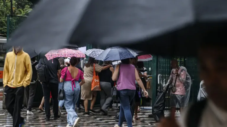 Capixabas passam a receber alertas de emergência pelo celular