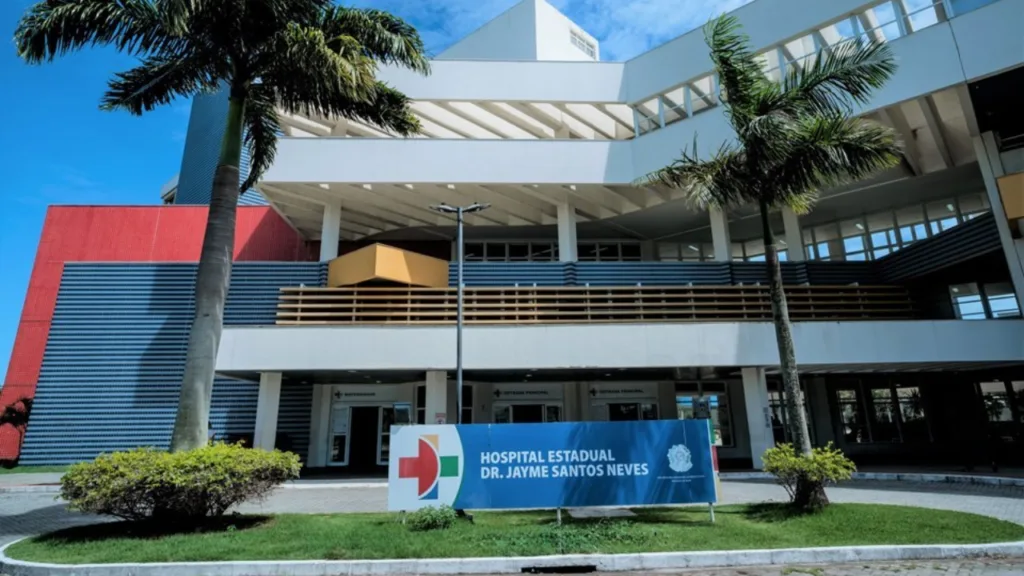 Hospital Jayme Santos Neves, na Serra.