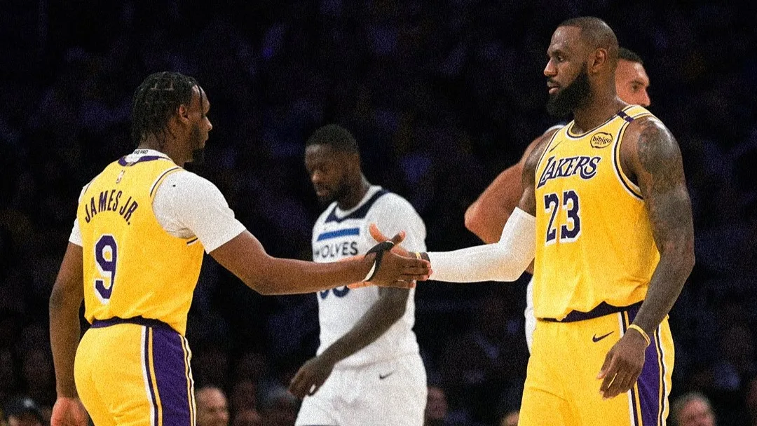 Pai e filho, LeBron e Bronny James fazem história juntos na NBA