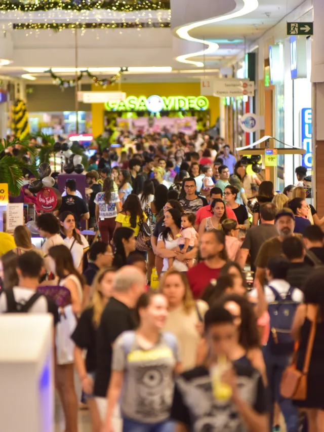 Shopping Vila Velha tem recorde de fluxo e vendas na Black Friday