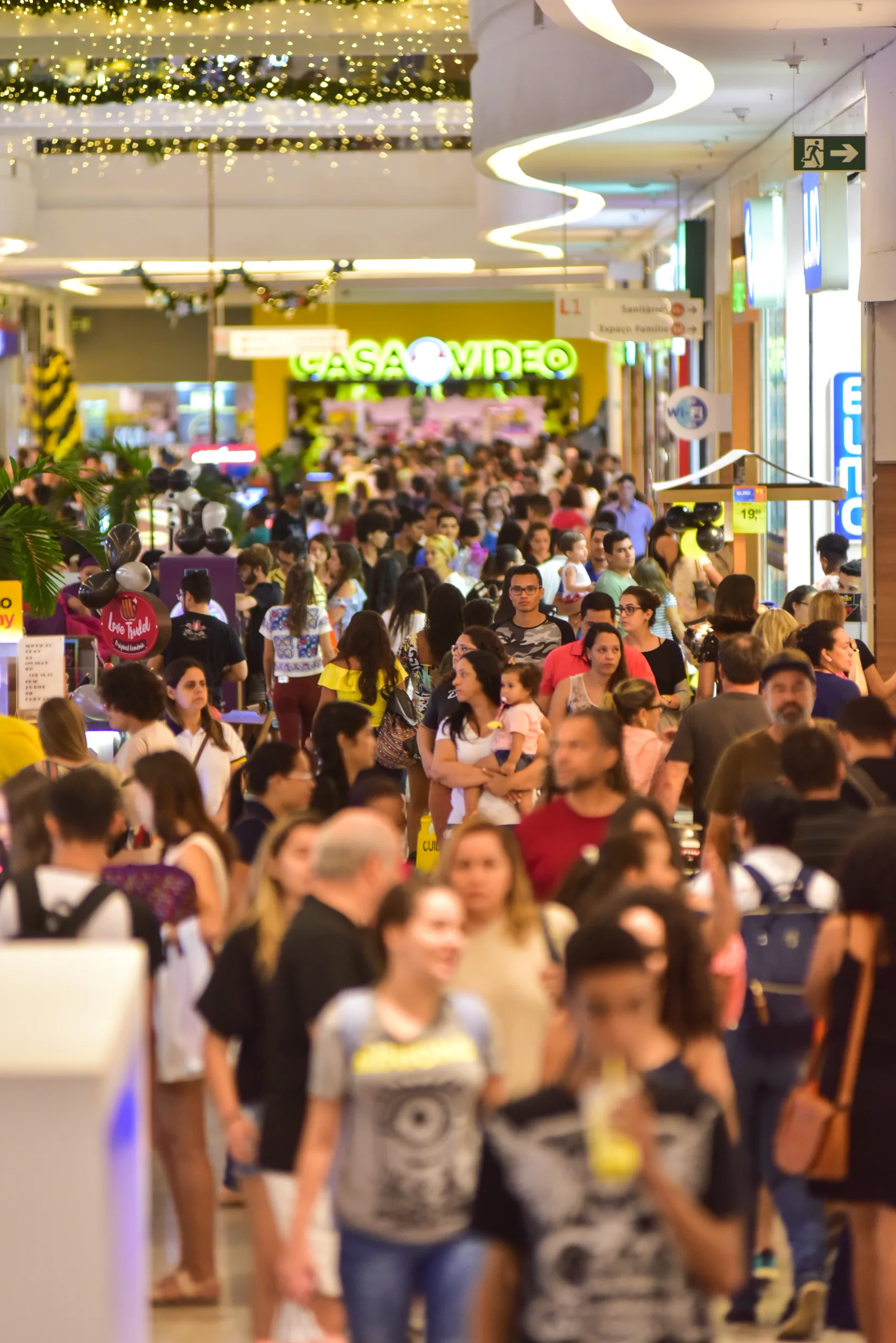 Shopping Vila Velha tem recorde de fluxo e vendas na Black Friday