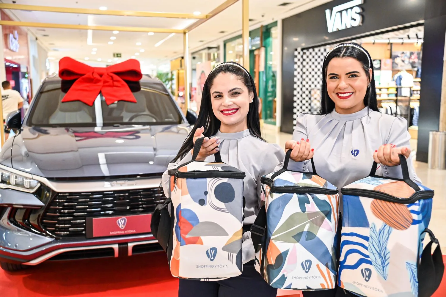 Natal premiado no Shopping Vitória: ganhe um brinde exclusivo e concorra a um carro