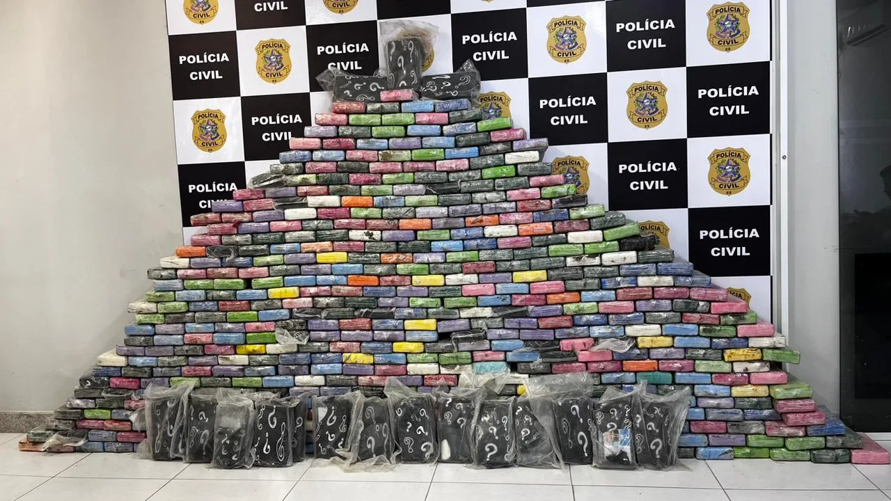 Bunker tinha 500 tabletes de cocaína avaliados em mais de R$ 100 milhões