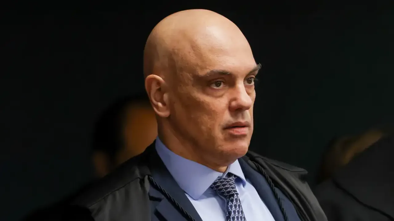 Moraes nega devolução de celular de padre indiciado pela PF por tentativa de golpe