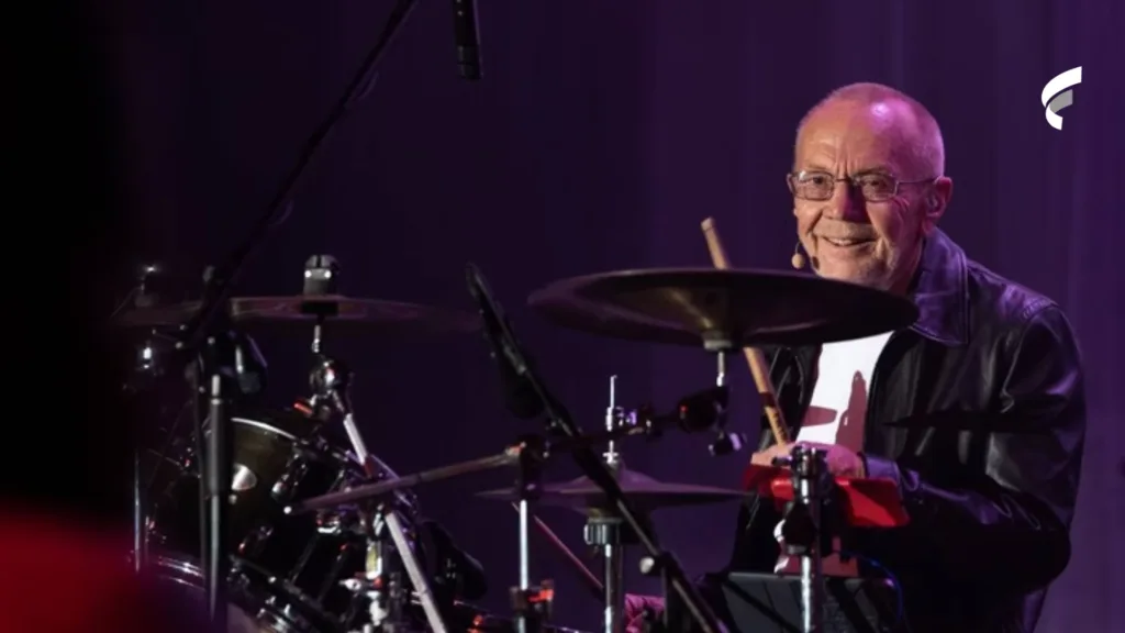 Morre o primeiro baterista do Bee Gees, Colin Petersen, aos 78 anos