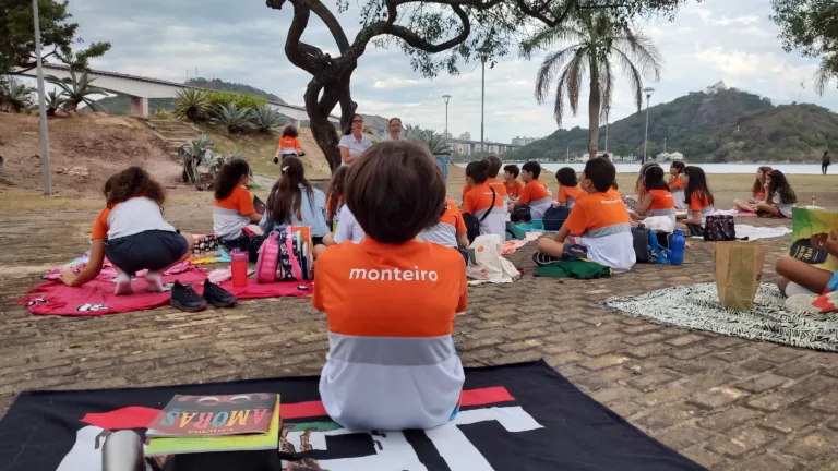 Brincar é coisa séria: criança também precisa de férias