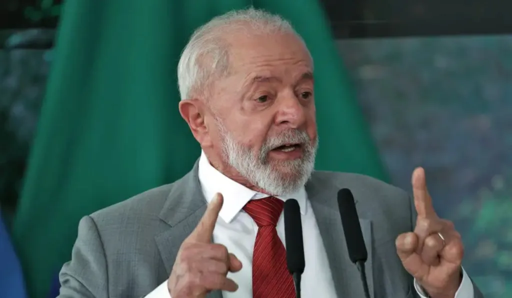 Lula em discurso