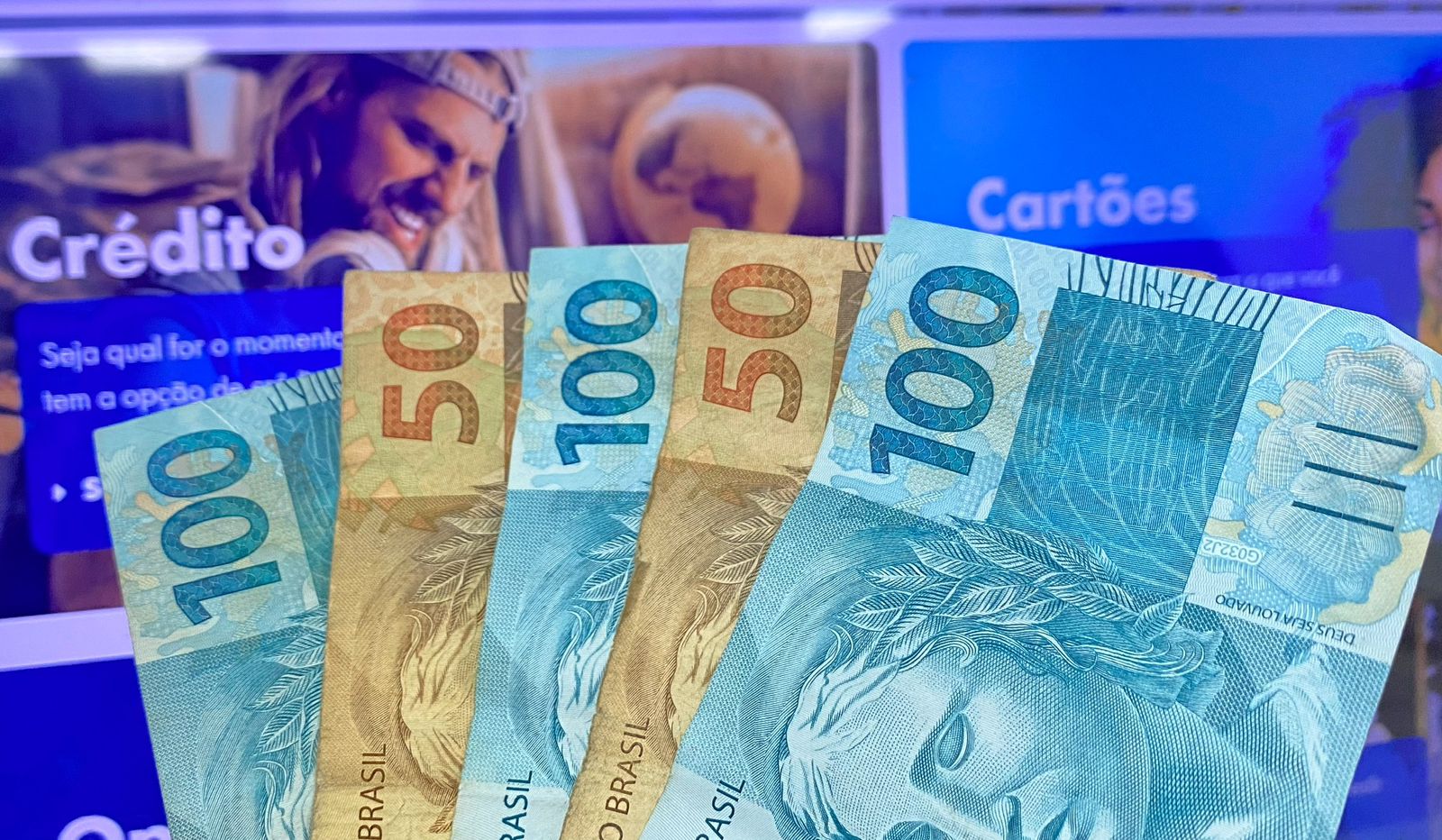 Notas de dinheiro economia trabalho financeiro