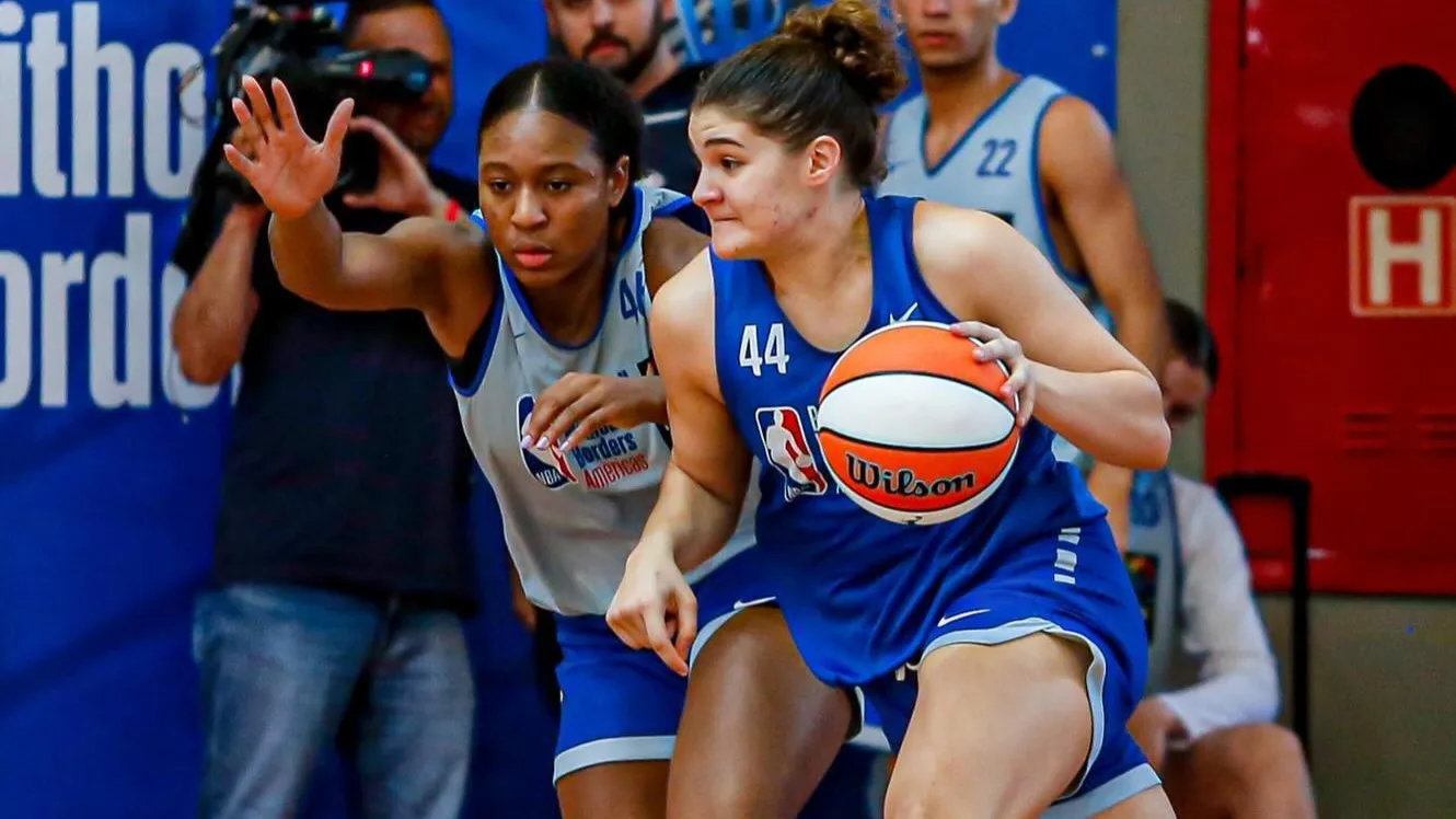 Atleta capixaba recebe bolsa para jogar basquete em faculdade dos EUA