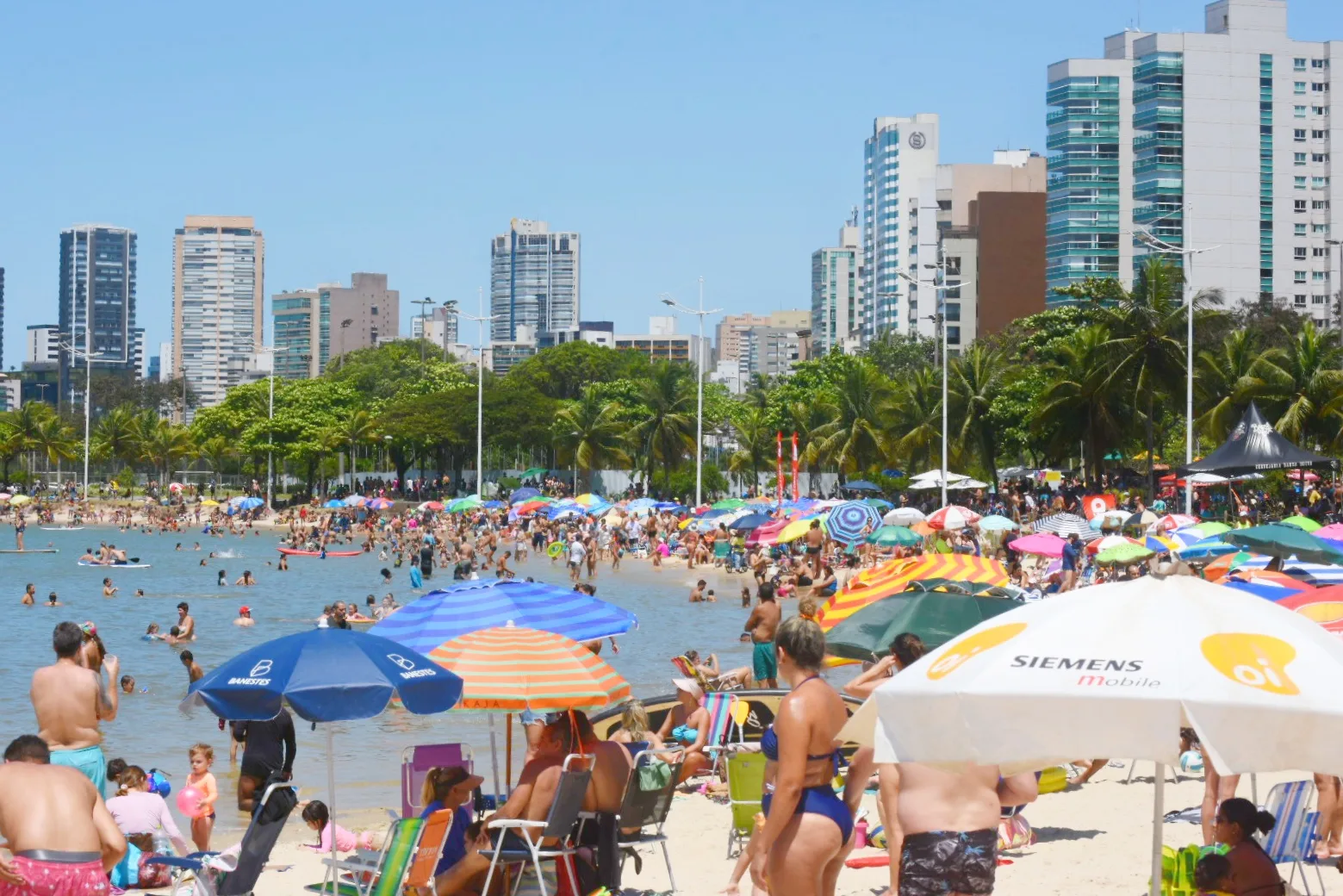 Caixa de som nas praias: entenda as regras para o uso na Grande Vitória